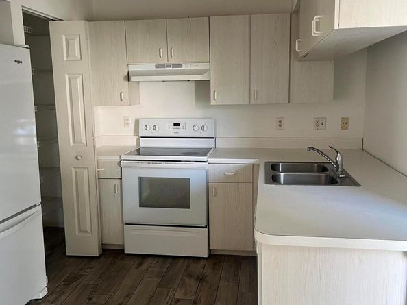 1905 Service Road 1909, North Palm Beach FL 33408
