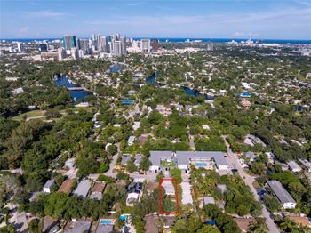 615 SW 14th Ave