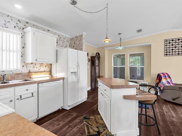 809 Putter Place, Pompano Beach FL 33069