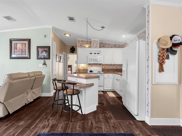 809 Putter Place, Pompano Beach FL 33069