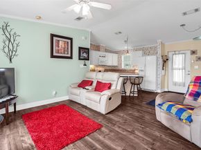 809 Putter Place, Pompano Beach FL 33069
