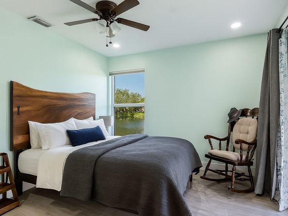 4255 NW 64th Ave, Coral Springs FL 33067