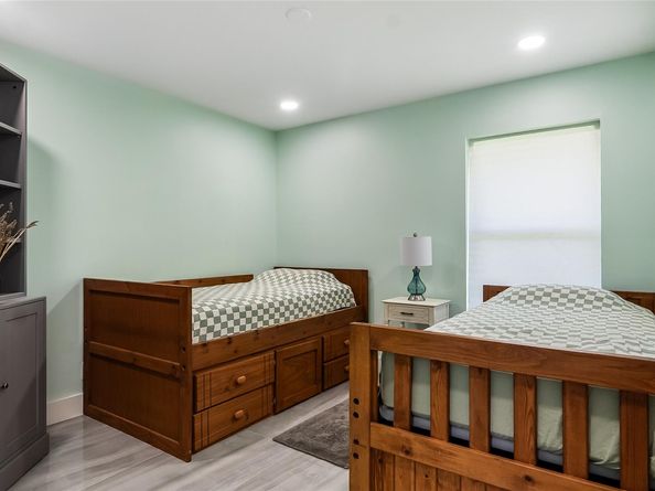 4255 NW 64th Ave, Coral Springs FL 33067