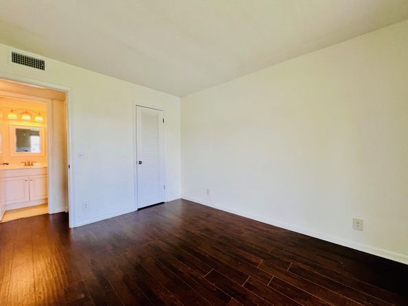 200 Northampton J, West Palm Beach FL 33417