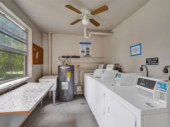 9470 Poinciana Pl 308, Davie FL 33324