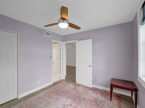 9470 Poinciana Pl 308, Davie FL 33324