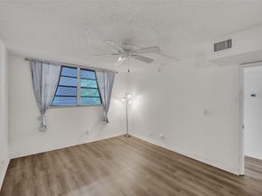 9470 Poinciana Pl 308, Davie FL 33324