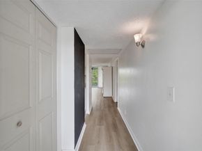 9470 Poinciana Pl 308, Davie FL 33324