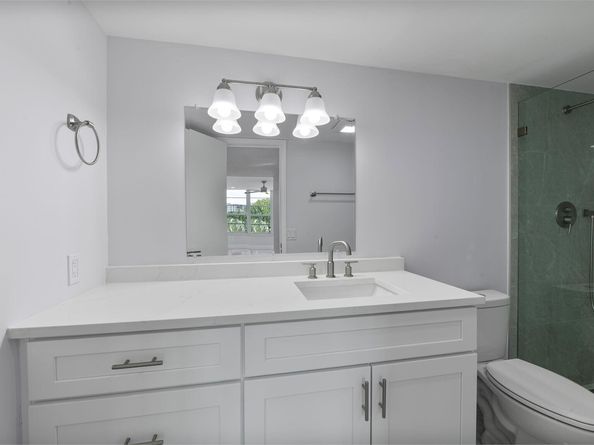 2901 S Palm Aire Dr 306, Pompano Beach FL 33069