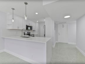2901 S Palm Aire Dr 306, Pompano Beach FL 33069