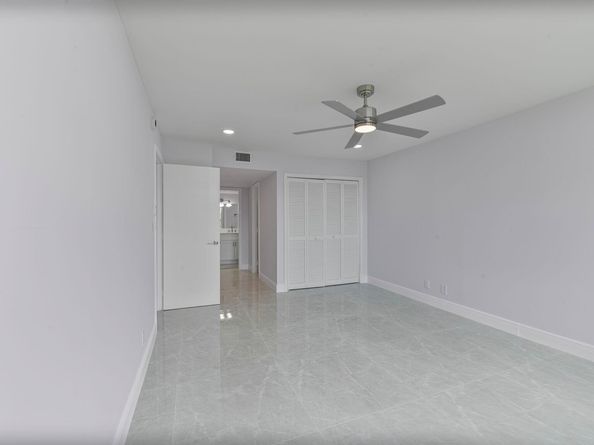2901 S Palm Aire Dr 306, Pompano Beach FL 33069