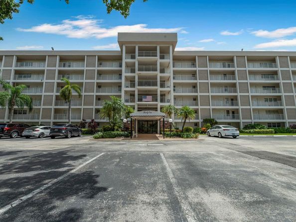 2901 S Palm Aire Dr 306, Pompano Beach FL 33069