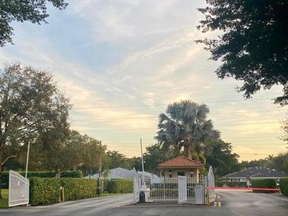 9830 Bischofia Tree Way B, Boynton Beach FL 33436