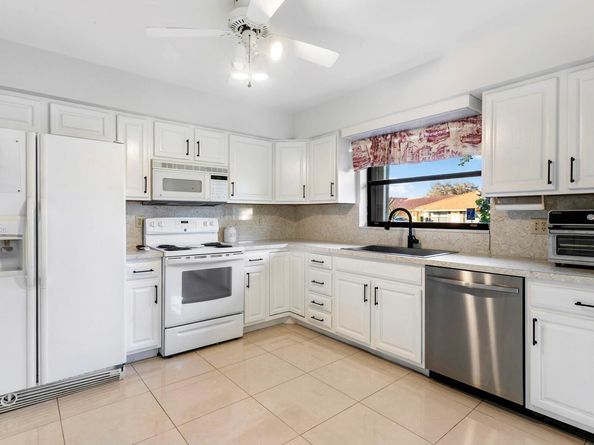 9830 Bischofia Tree Way B, Boynton Beach FL 33436