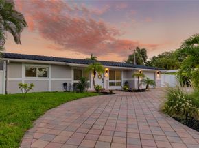 2228 SE 10th St, Pompano Beach FL 33062
