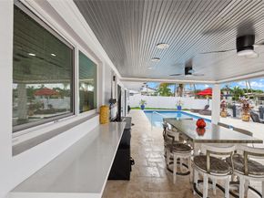 2228 SE 10th St, Pompano Beach FL 33062