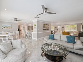2228 SE 10th St, Pompano Beach FL 33062
