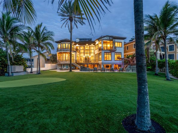 2306 Bay Dr, Pompano Beach FL 33062