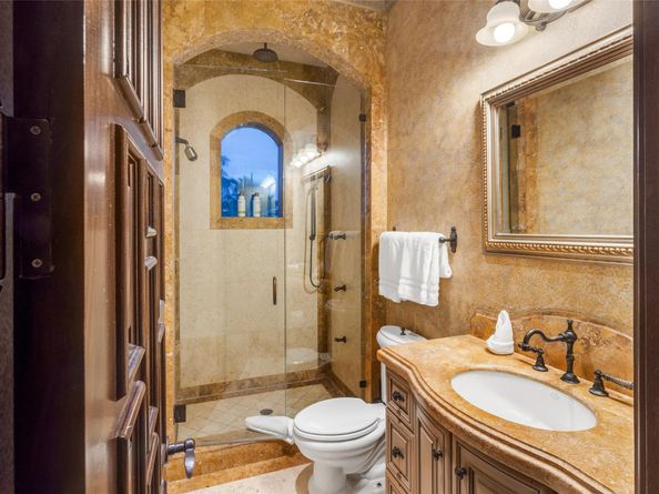 2306 Bay Dr, Pompano Beach FL 33062