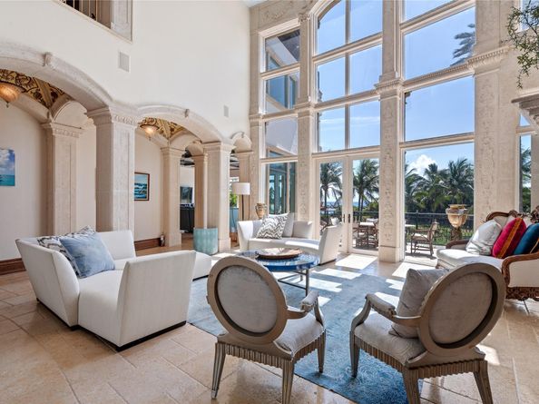 2306 Bay Dr, Pompano Beach FL 33062
