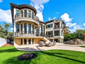2306 Bay Dr, Pompano Beach FL 33062