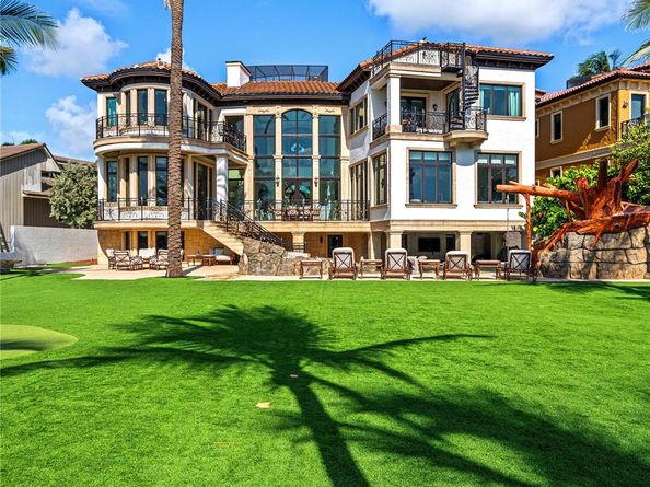 2306 Bay Dr, Pompano Beach FL 33062