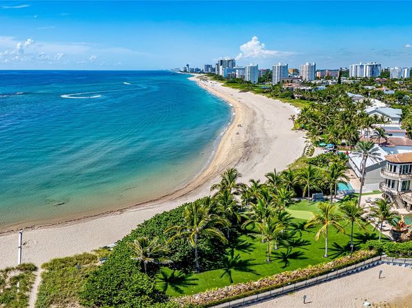 2306 Bay Dr, Pompano Beach FL 33062