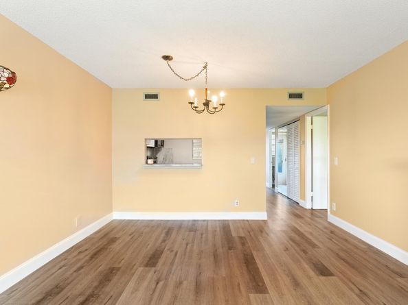 12015 Greenway 101 Circle S 101, Royal Palm Beach FL 33411