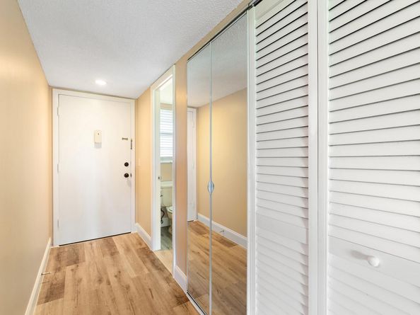 12015 Greenway 101 Circle S 101, Royal Palm Beach FL 33411