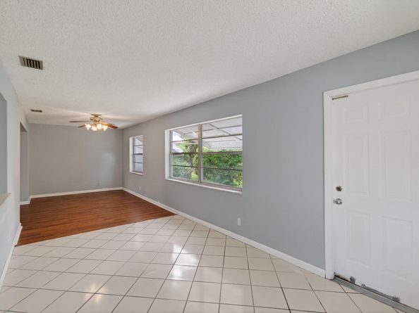 2080 SW 14th Avenue, Boynton Beach FL 33426
