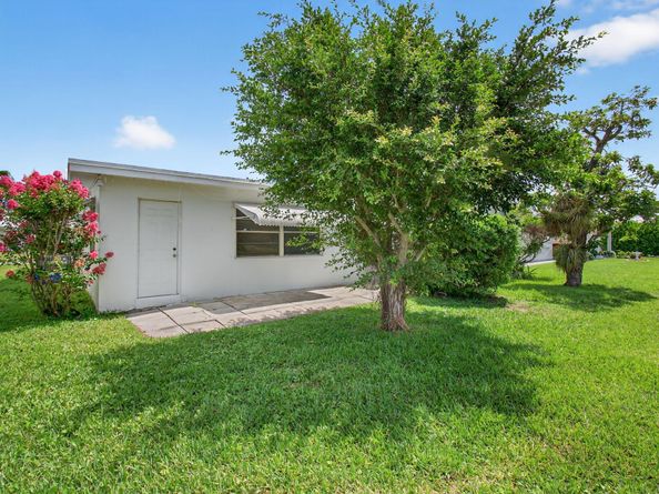 2080 SW 14th Avenue, Boynton Beach FL 33426