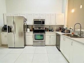7624 Pinewalk Drive S 147, Margate FL 33063