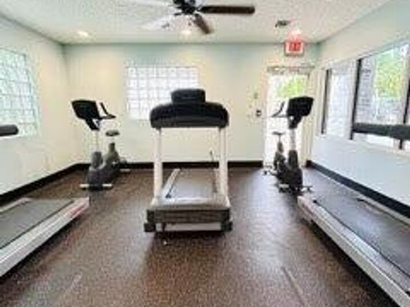 7624 Pinewalk Drive S 147, Margate FL 33063