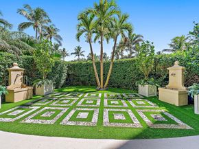 100 Royal Palm Way F1, Palm Beach FL 33480