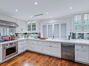 100 Royal Palm Way F1, Palm Beach FL 33480