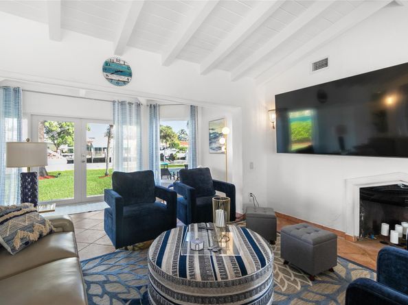 314 Isle Of Capri Dr, Fort Lauderdale FL 33301