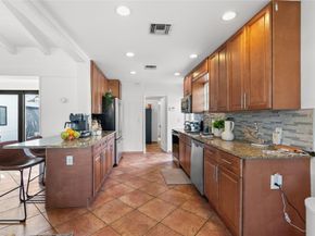 314 Isle Of Capri Dr, Fort Lauderdale FL 33301