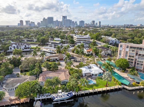 314 Isle Of Capri Dr, Fort Lauderdale FL 33301