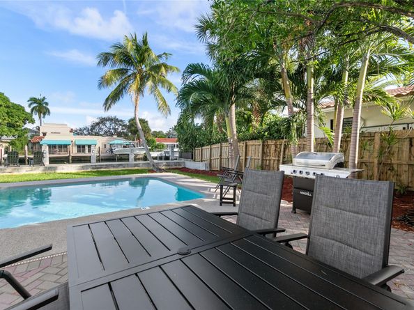 314 Isle Of Capri Dr, Fort Lauderdale FL 33301