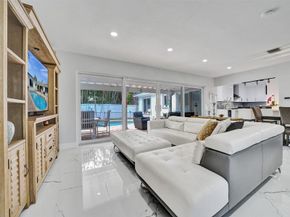 3204 Robbins Rd, Pompano Beach FL 33062