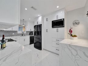3204 Robbins Rd, Pompano Beach FL 33062