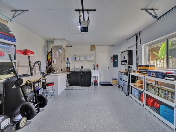 3204 Robbins Rd, Pompano Beach FL 33062