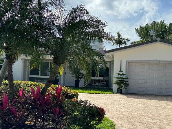 3204 Robbins Rd, Pompano Beach FL 33062