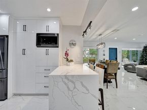 3204 Robbins Rd, Pompano Beach FL 33062