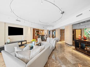 333 Las Olas Way