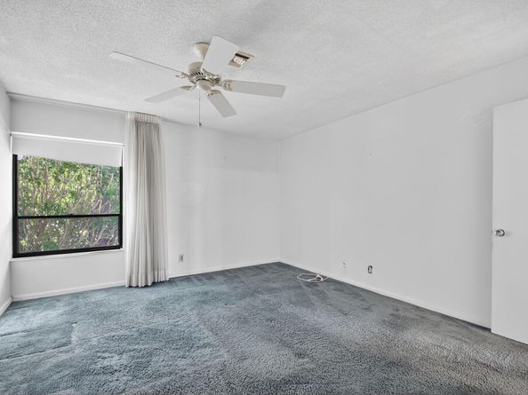 3946 Quail Ridge Drive N, Boynton Beach FL 33436