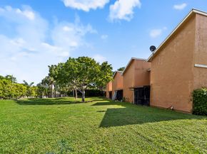 8009 NW 71st Ct, Tamarac FL 33321