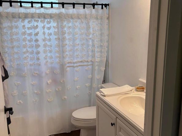 143 Lake Susan Drive, West Palm Beach FL 33411