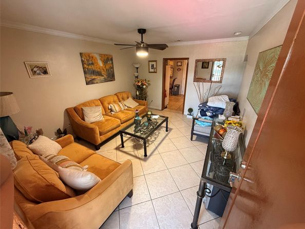 2377 NW 84th St, Miami FL 33147