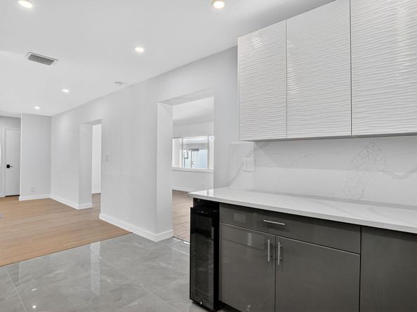 513 SW 18th Street, Boynton Beach FL 33426